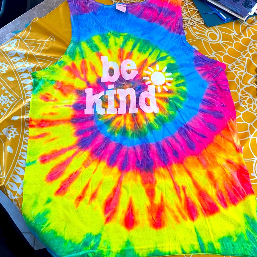 BE KIND neon tank!